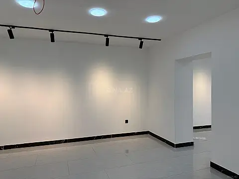 Satılır obyekt 70 m²