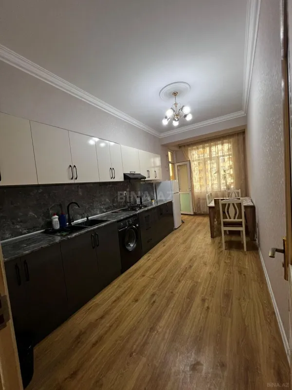 Kirayə verilir 2 otaqlı mənzil 100 m²