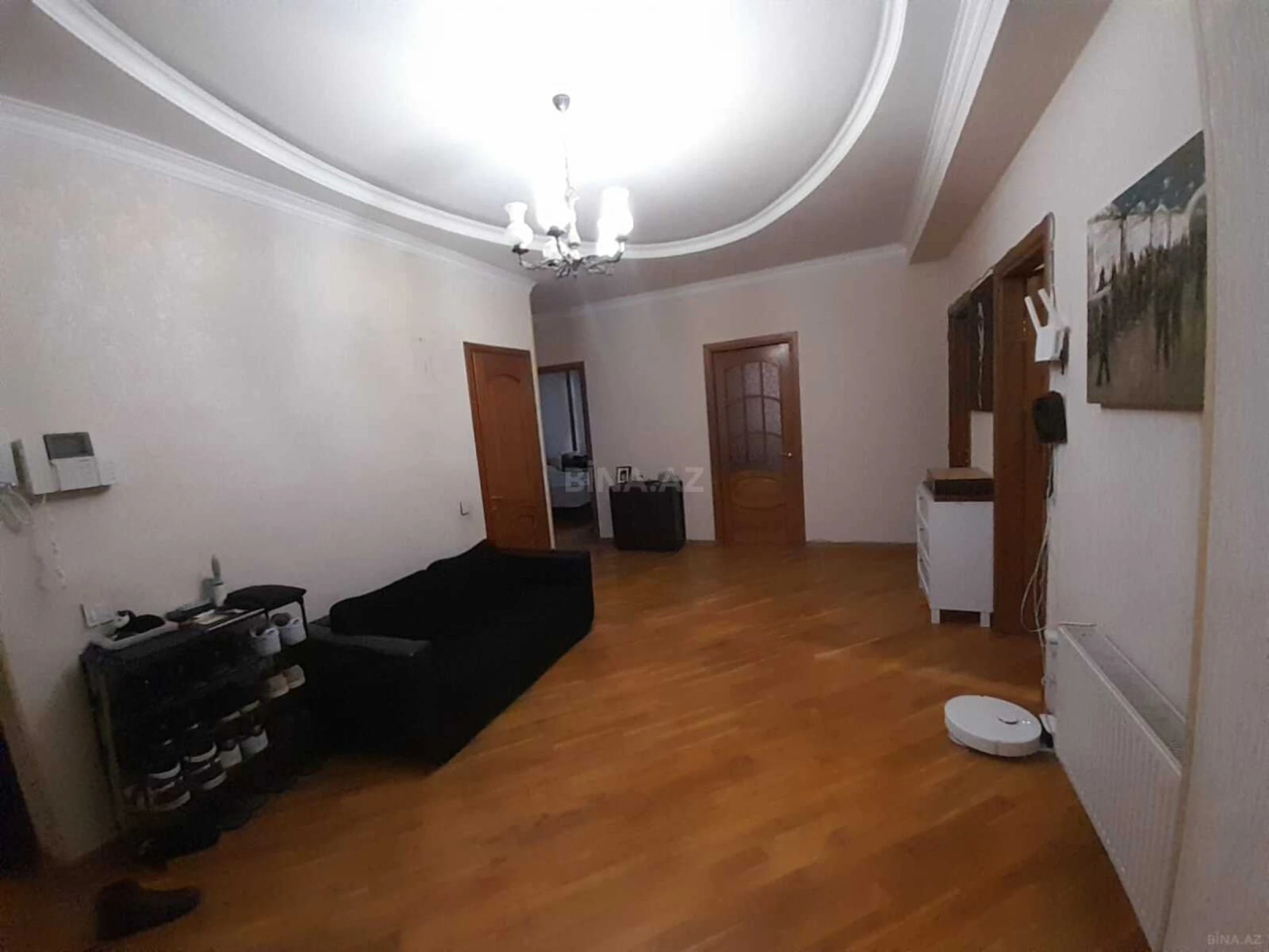 Satılır 3 otaqlı mənzil 131 m²