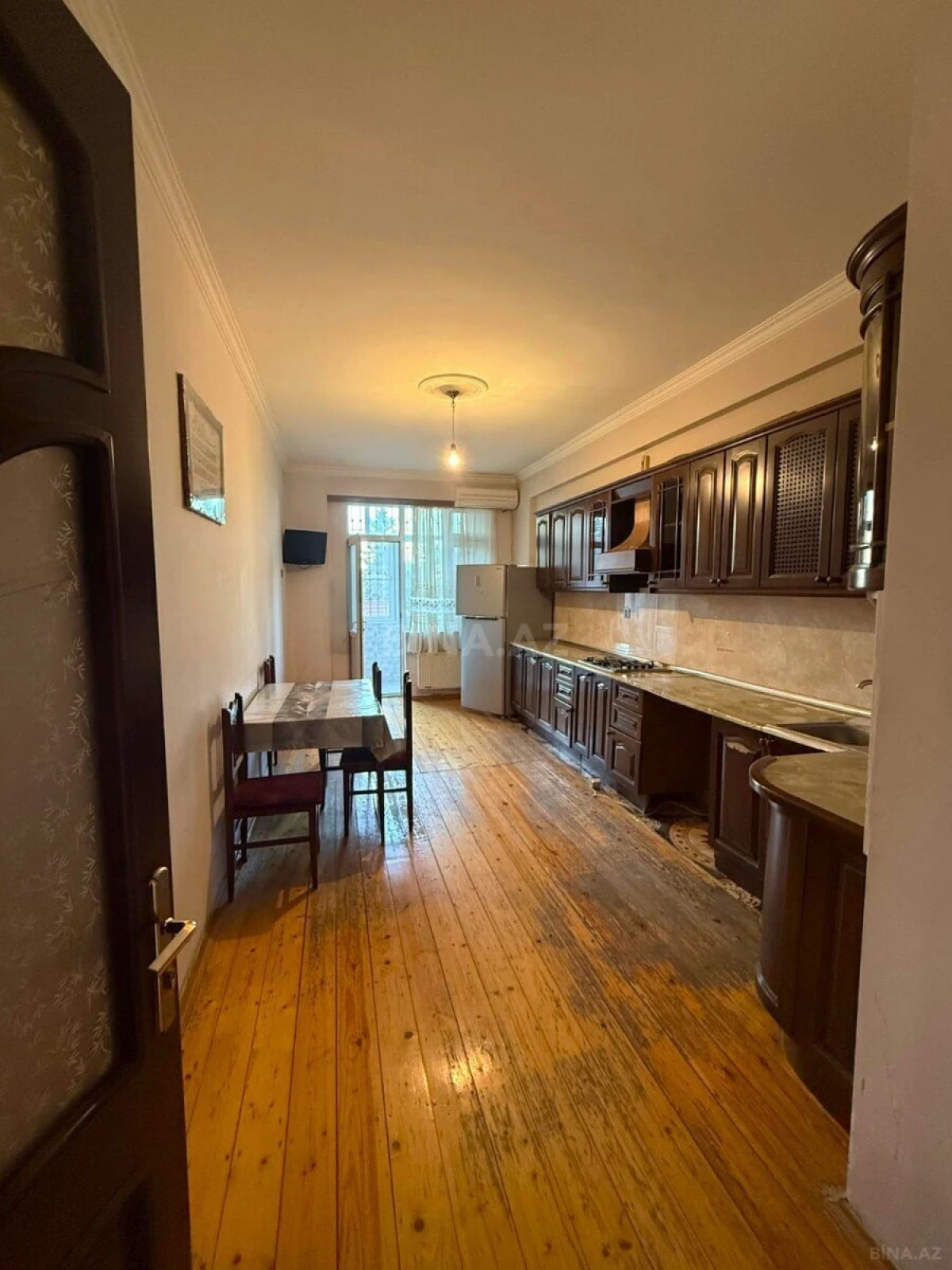 Satılır 3 otaqlı mənzil 130 m²