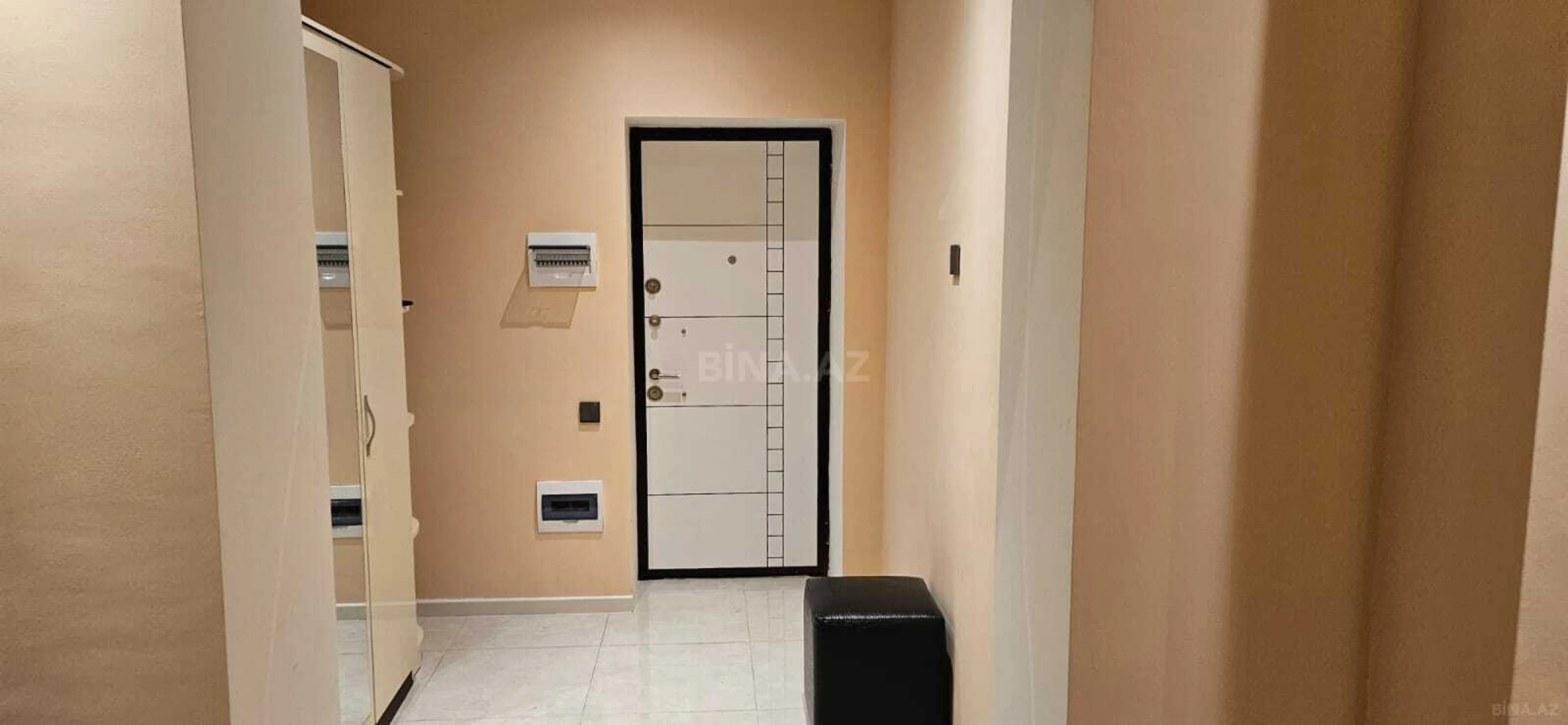 Kirayə verilir 2 otaqlı mənzil 100 m²