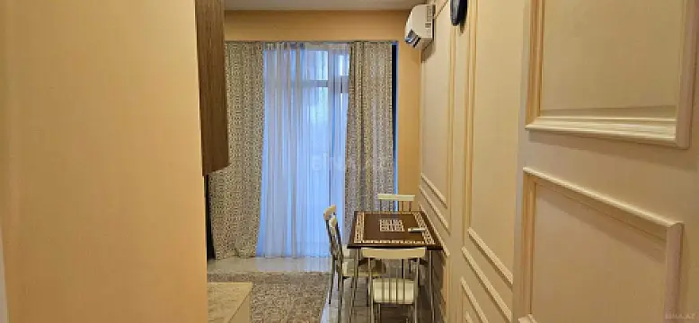 Kirayə verilir 2 otaqlı mənzil 100 m²