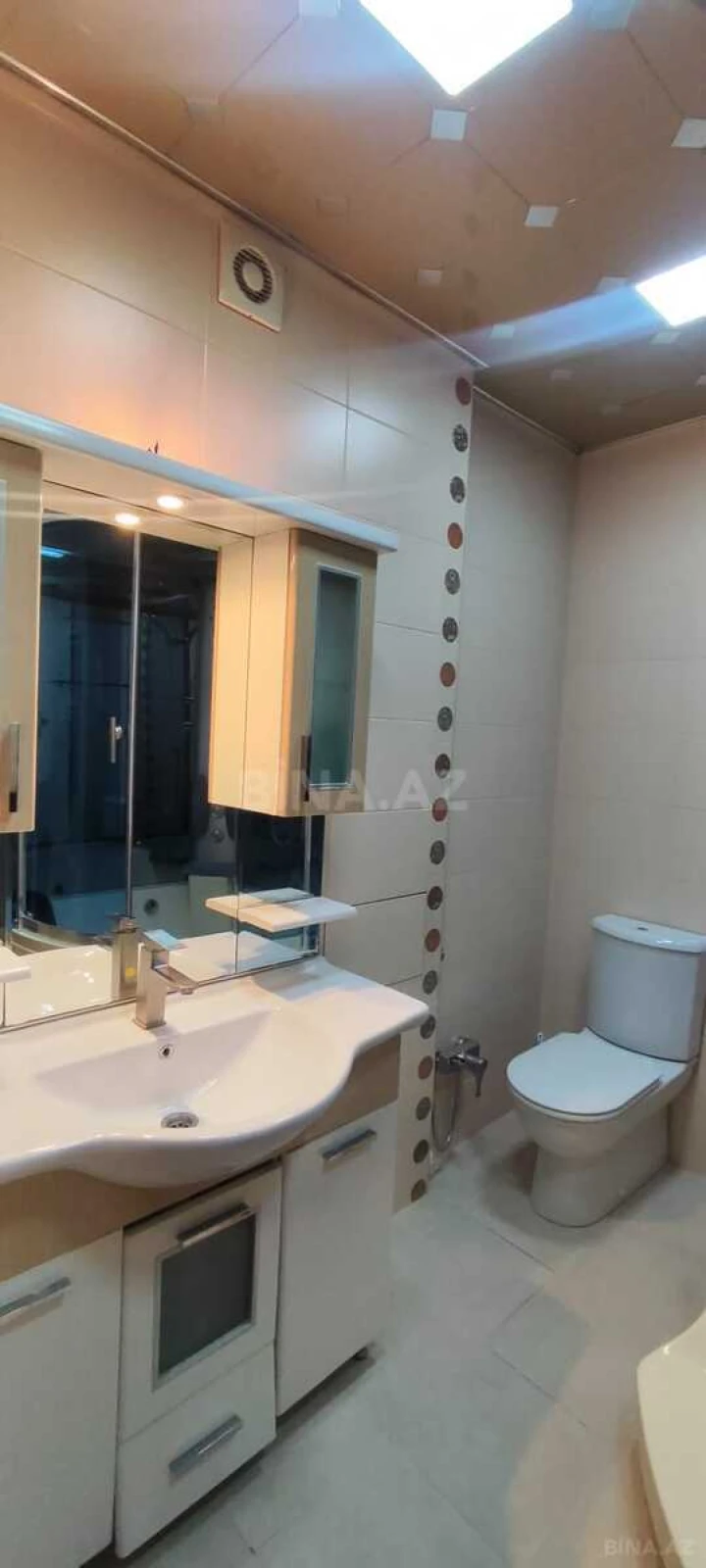 Kirayə verilir 2 otaqlı mənzil 100 m²