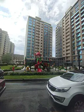 Satılır 2 otaqlı mənzil 97 m²