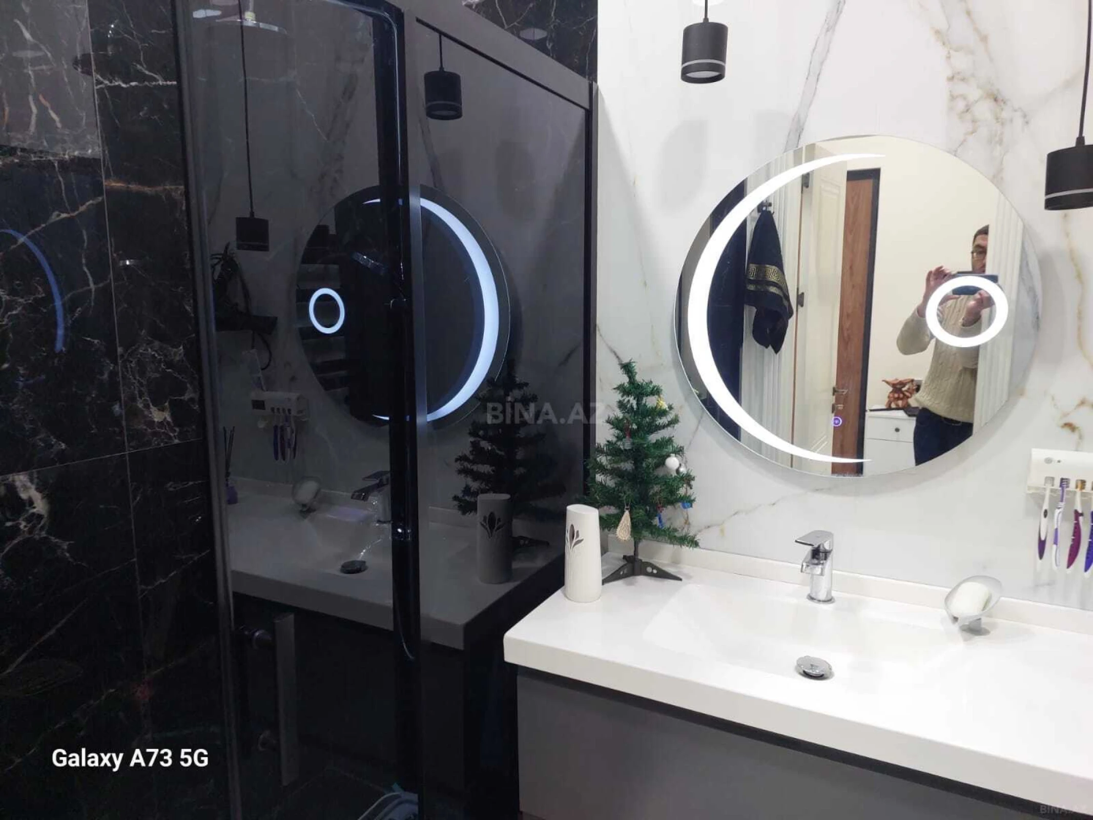 Satılır 2 otaqlı mənzil 97 m²