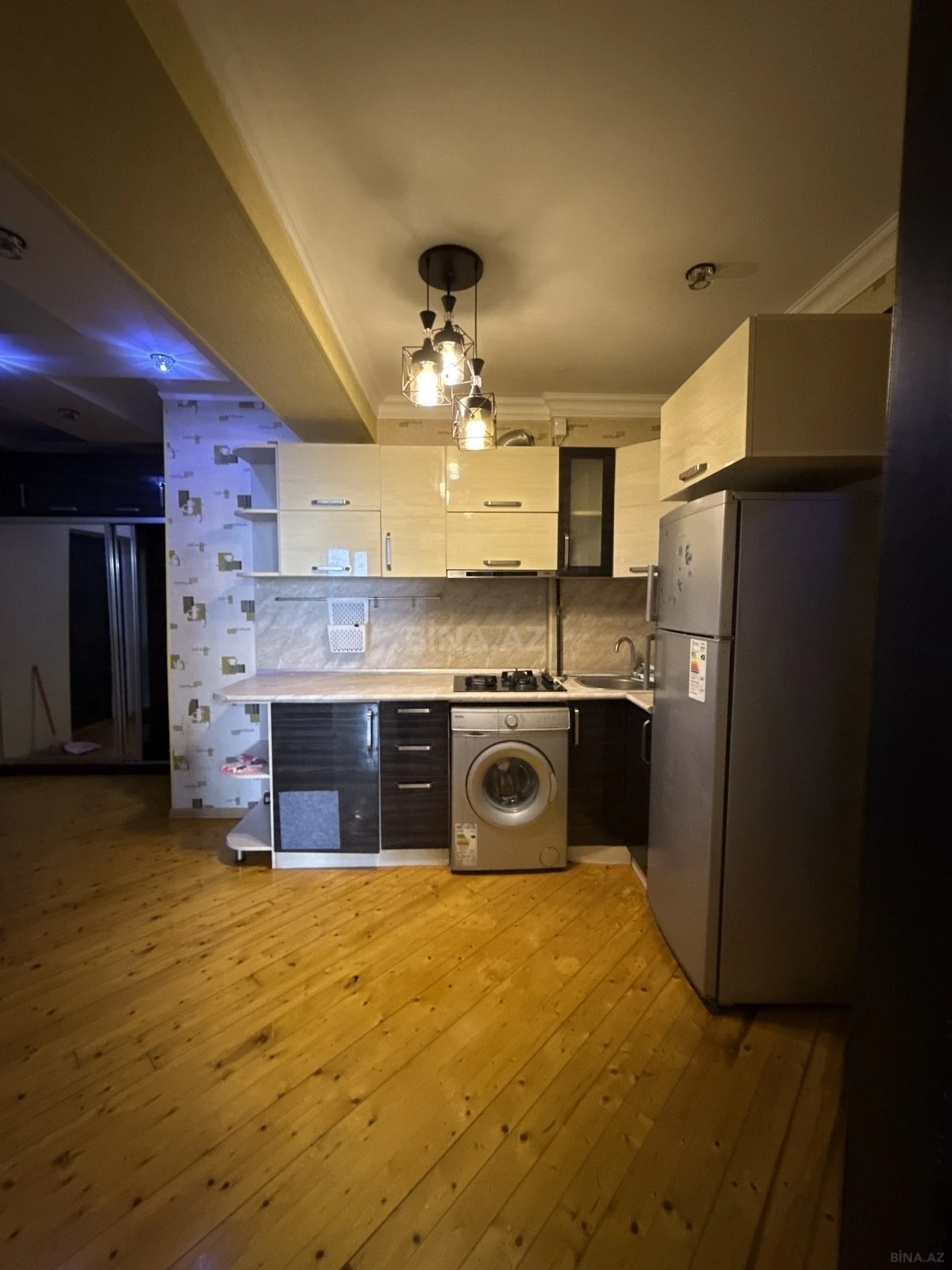 Satılır 3 otaqlı mənzil 82 m²