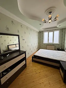 Satılır 3 otaqlı mənzil 82 m²