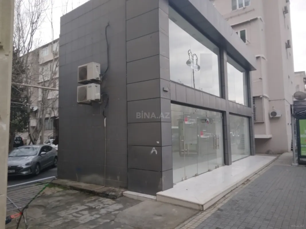 Kirayə verilir obyekt 105 m²