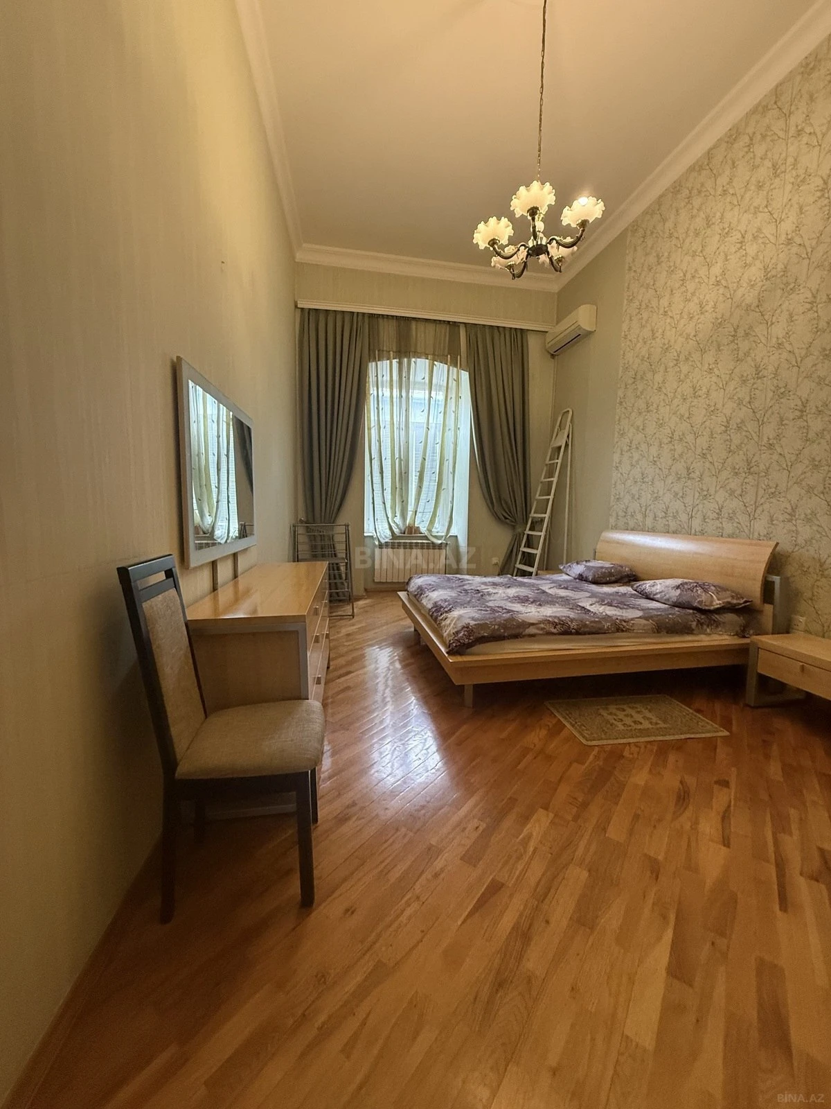 Satılır 2 otaqlı mənzil 55 m²