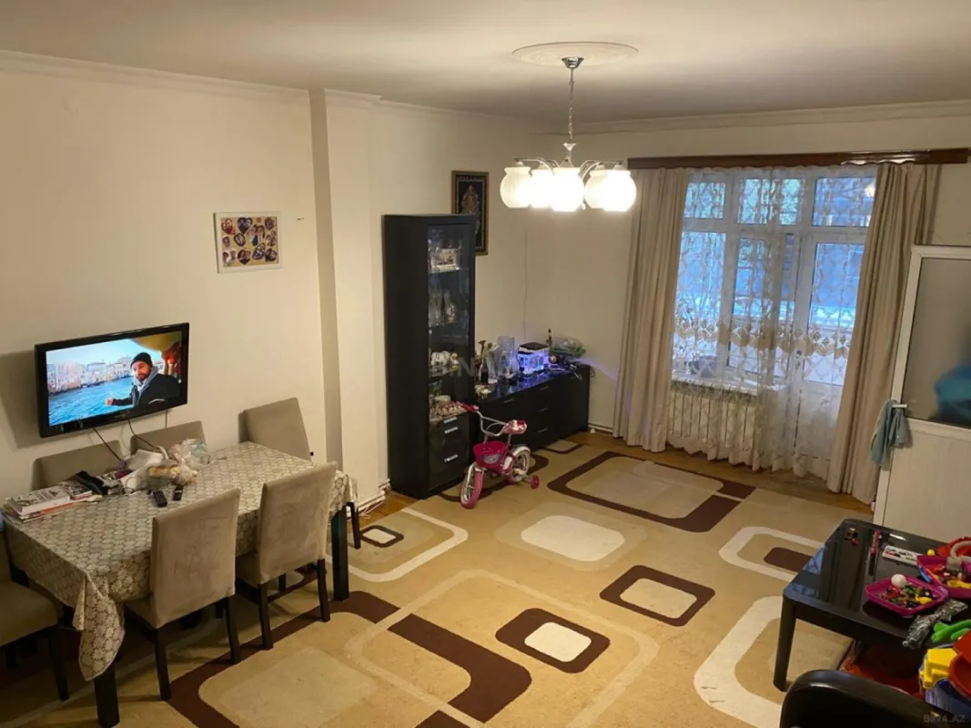 Satılır 2 otaqlı mənzil 65 m²