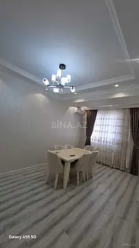 Kirayə verilir 4 otaqlı mənzil 130 m²