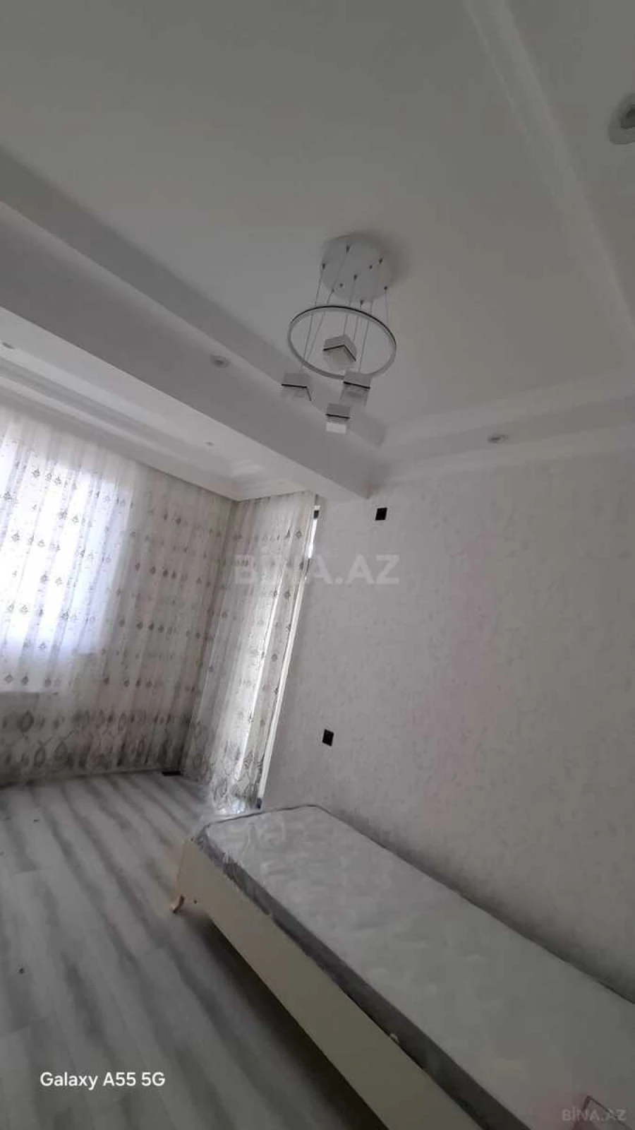 Kirayə verilir 4 otaqlı mənzil 130 m²