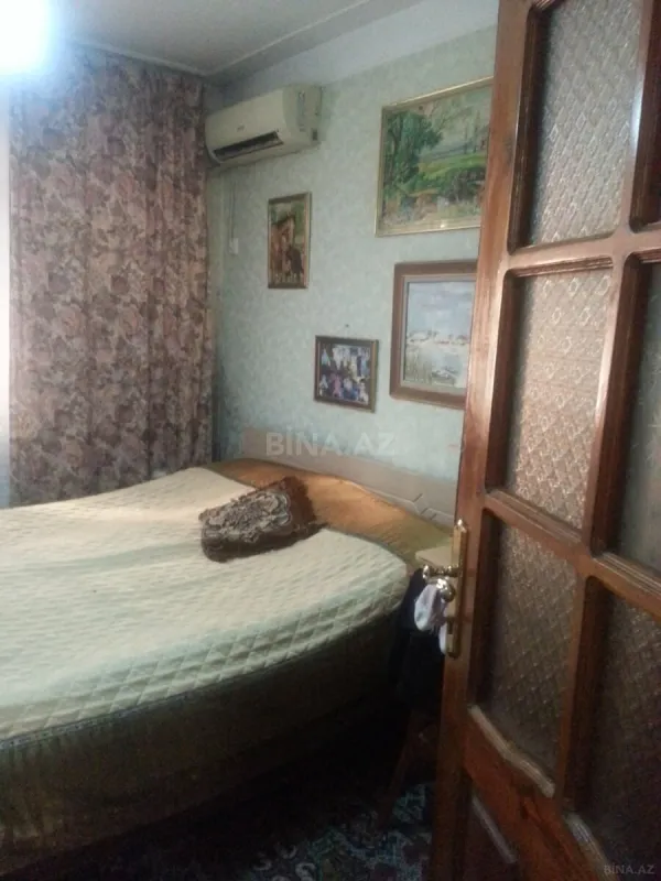 Satılır 4 otaqlı mənzil 90 m²