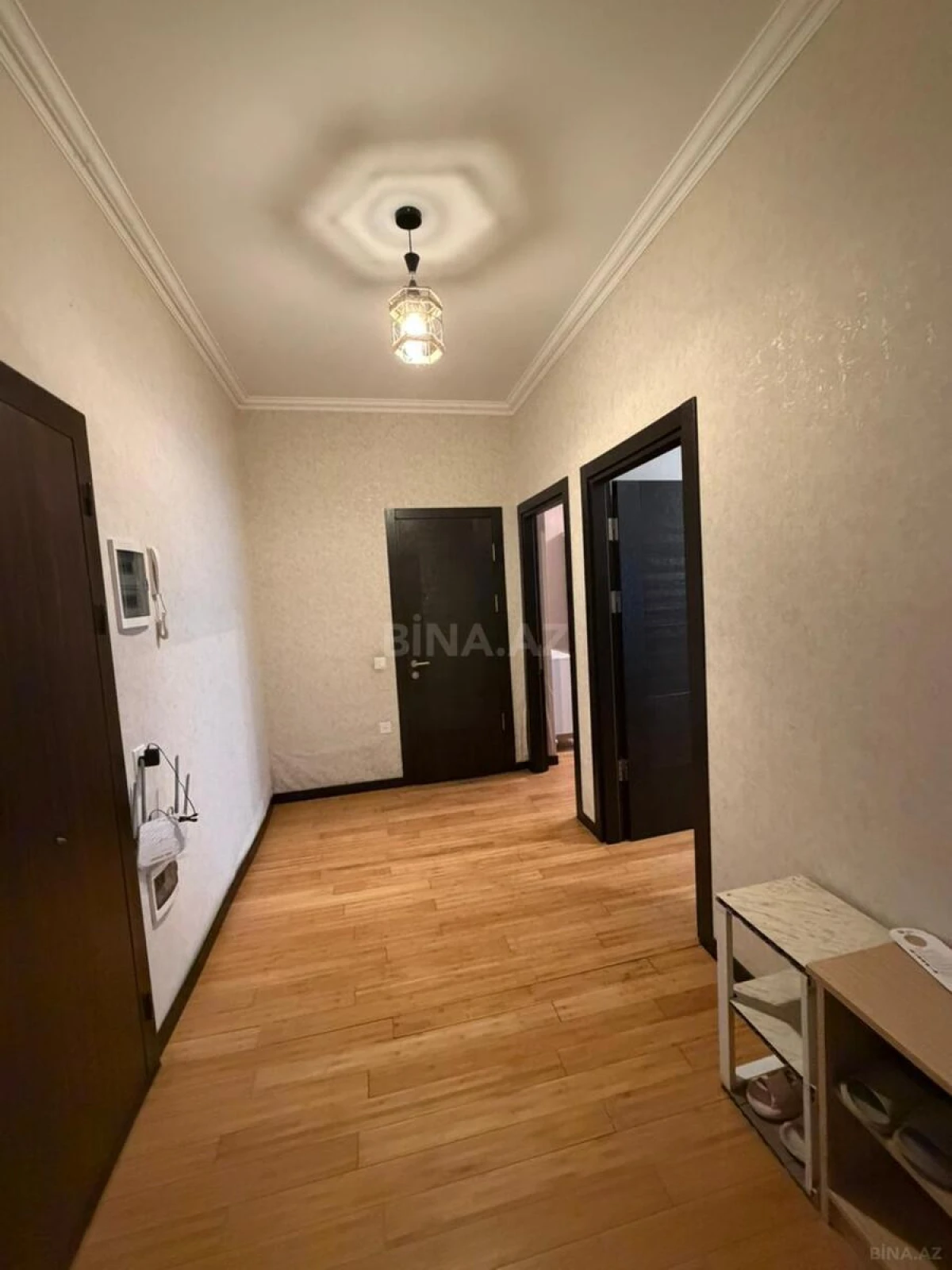 Kirayə verilir 2 otaqlı mənzil 75 m²