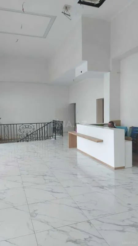 Satılır 2 otaqlı mənzil 90 m²