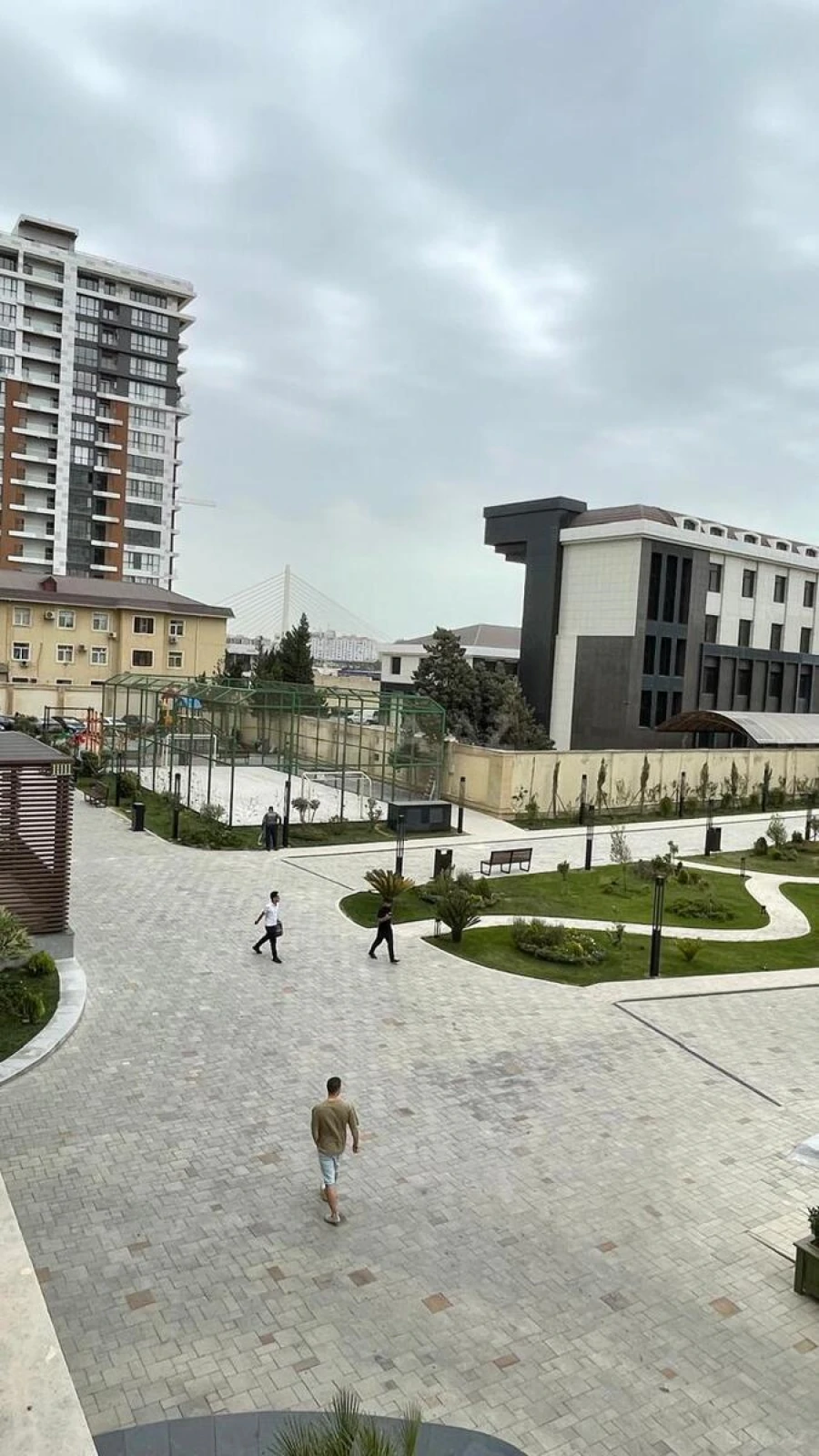 Satılır 2 otaqlı mənzil 66 m²