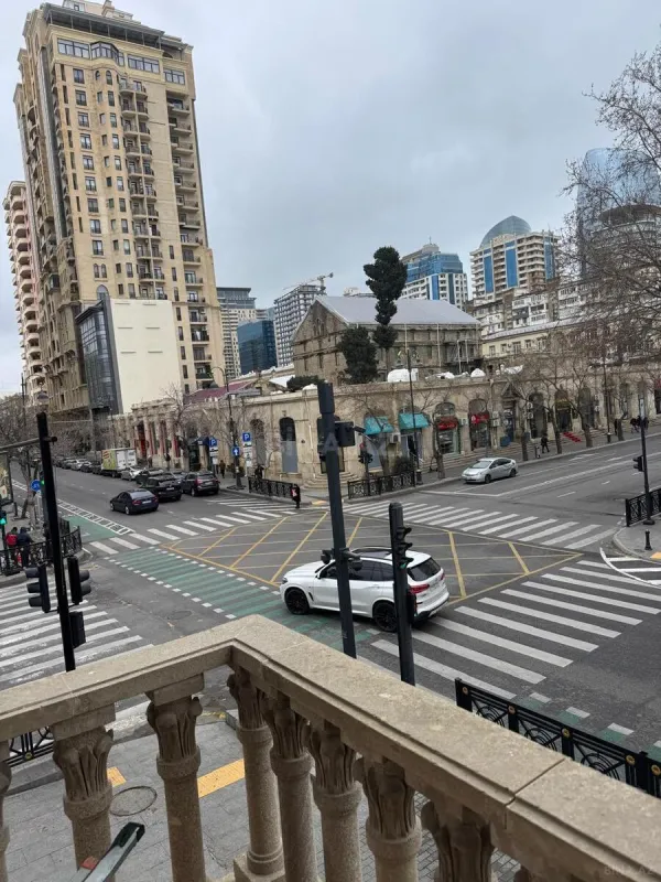 Kirayə verilir 3 otaqlı mənzil 100 m²