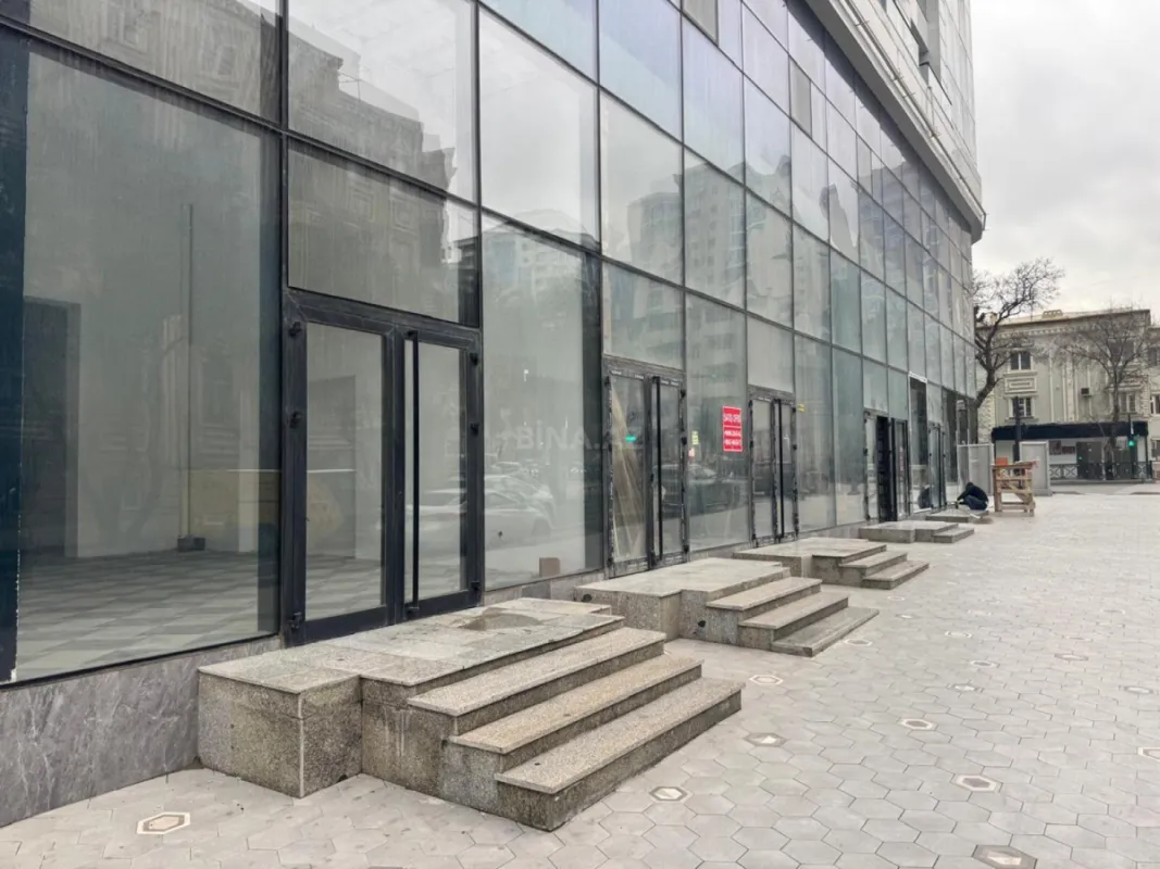 Kirayə verilir obyekt 130 m²