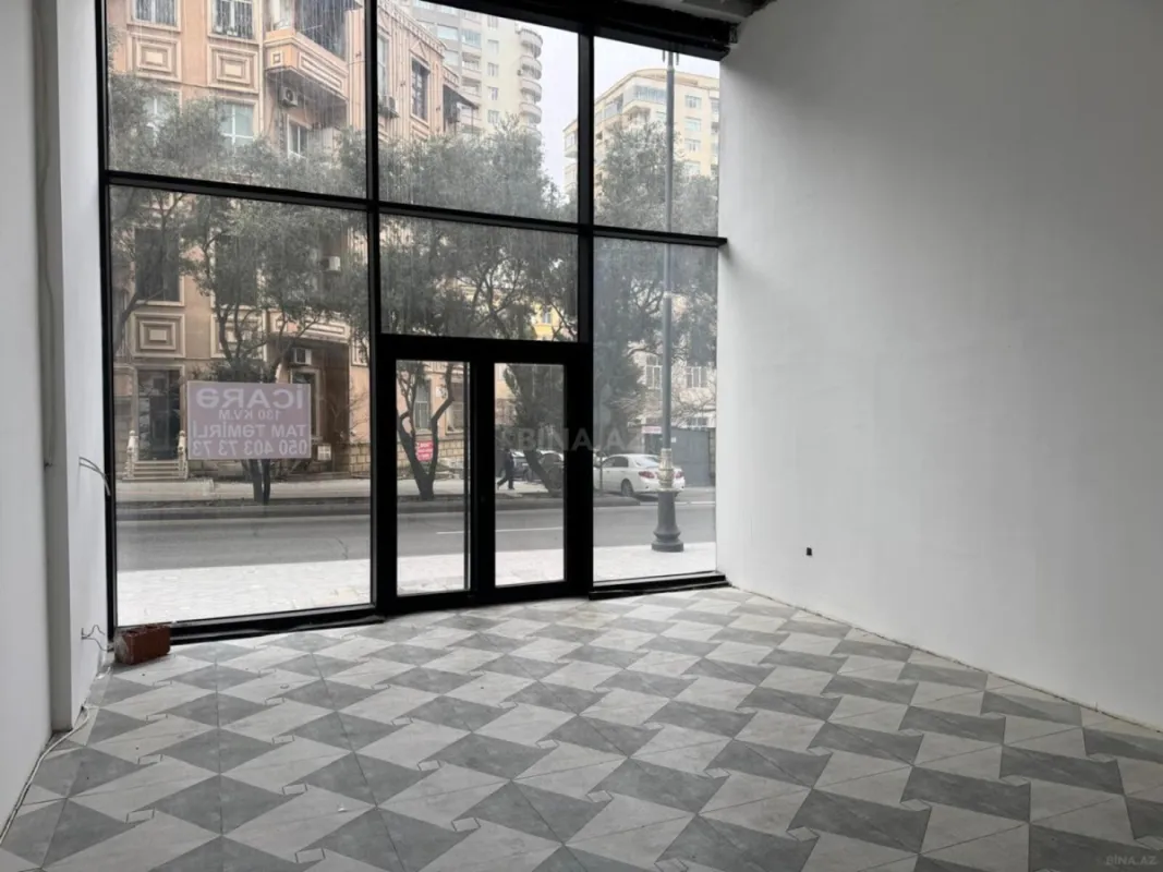 Kirayə verilir obyekt 130 m²
