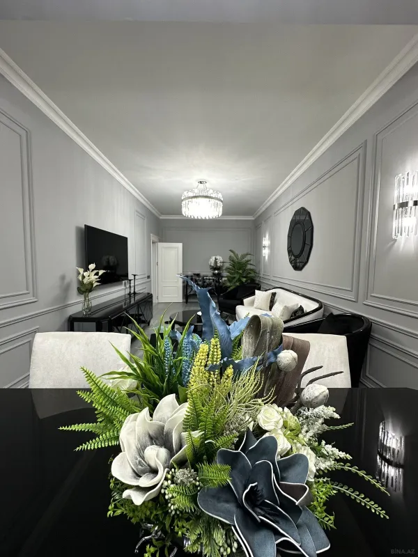 Satılır 2 otaqlı mənzil 98 m²