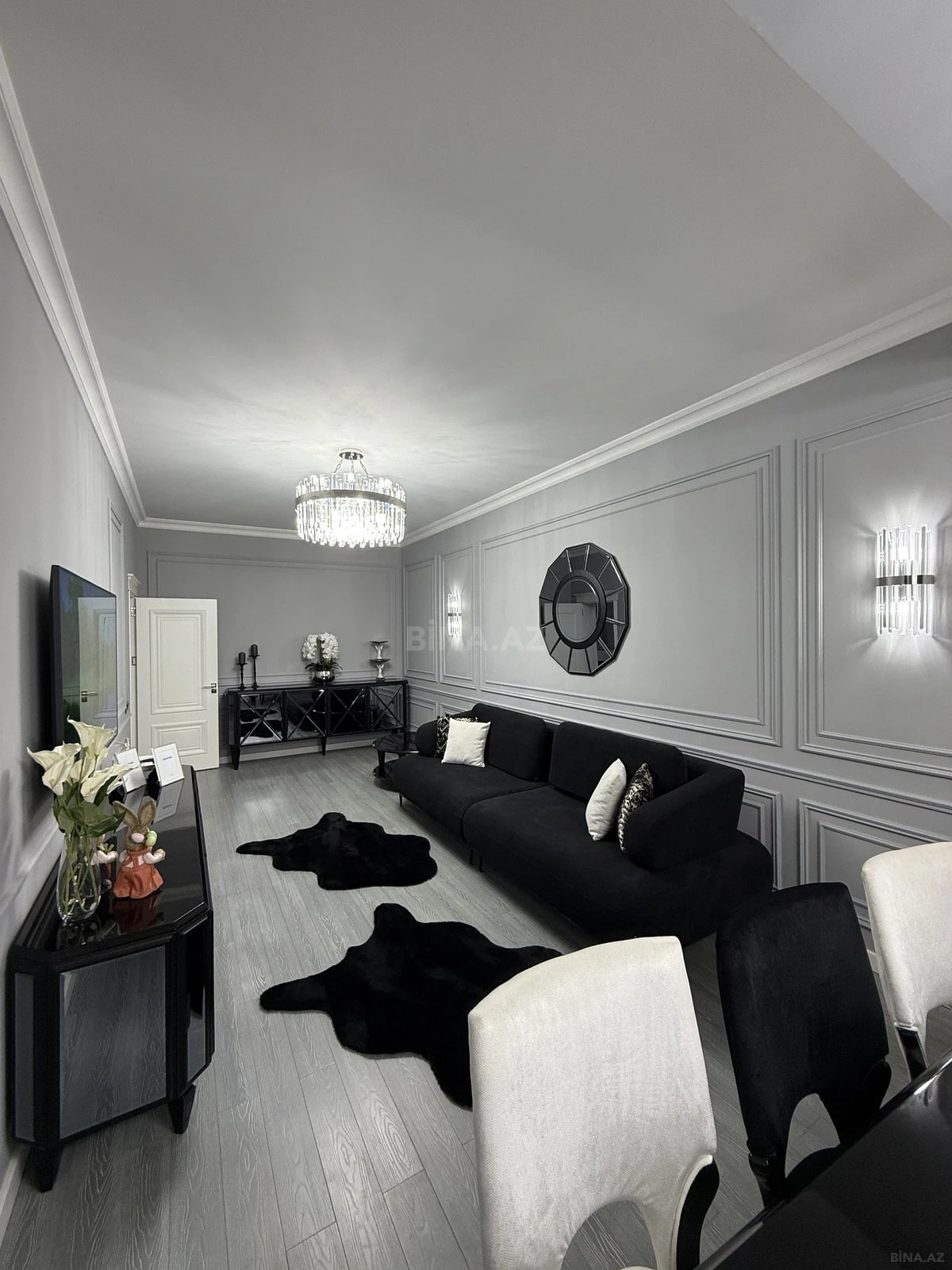 Satılır 2 otaqlı mənzil 98 m²