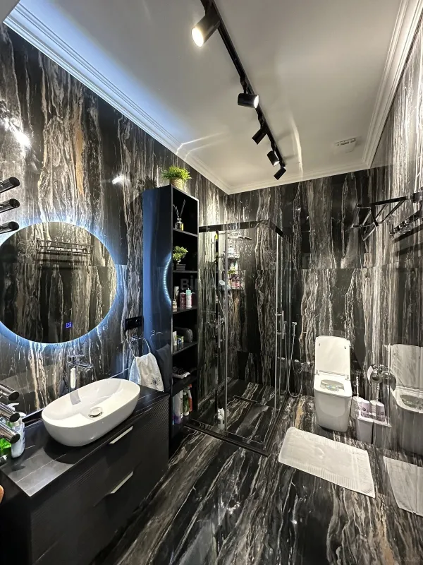 Satılır 2 otaqlı mənzil 98 m²