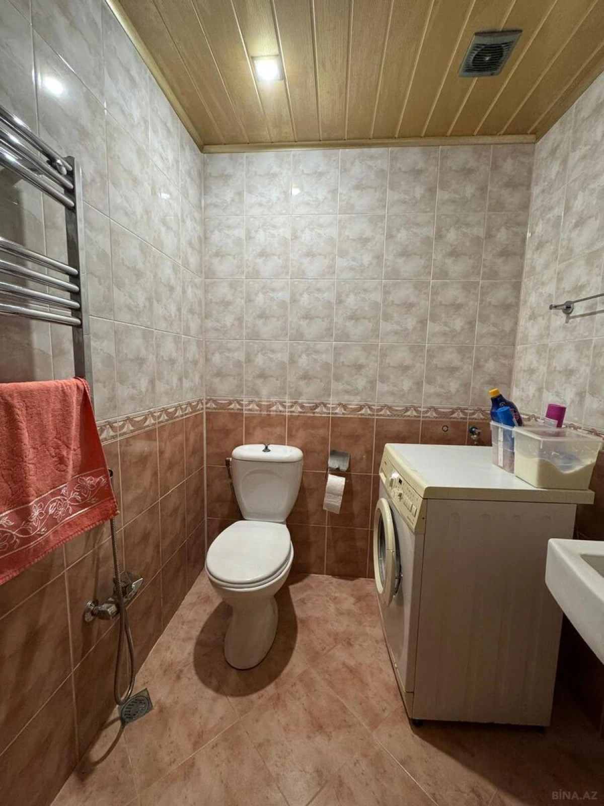 Satılır 4 otaqlı mənzil 159 m²