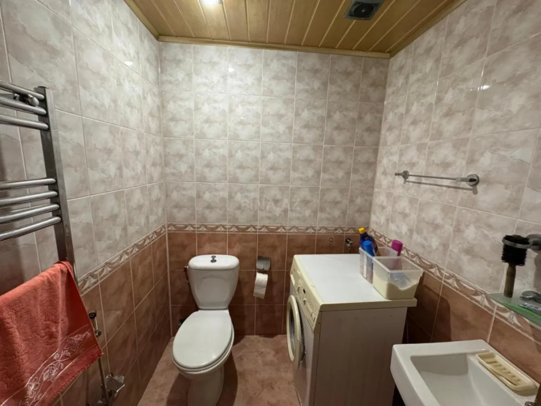 Satılır 4 otaqlı mənzil 159 m²