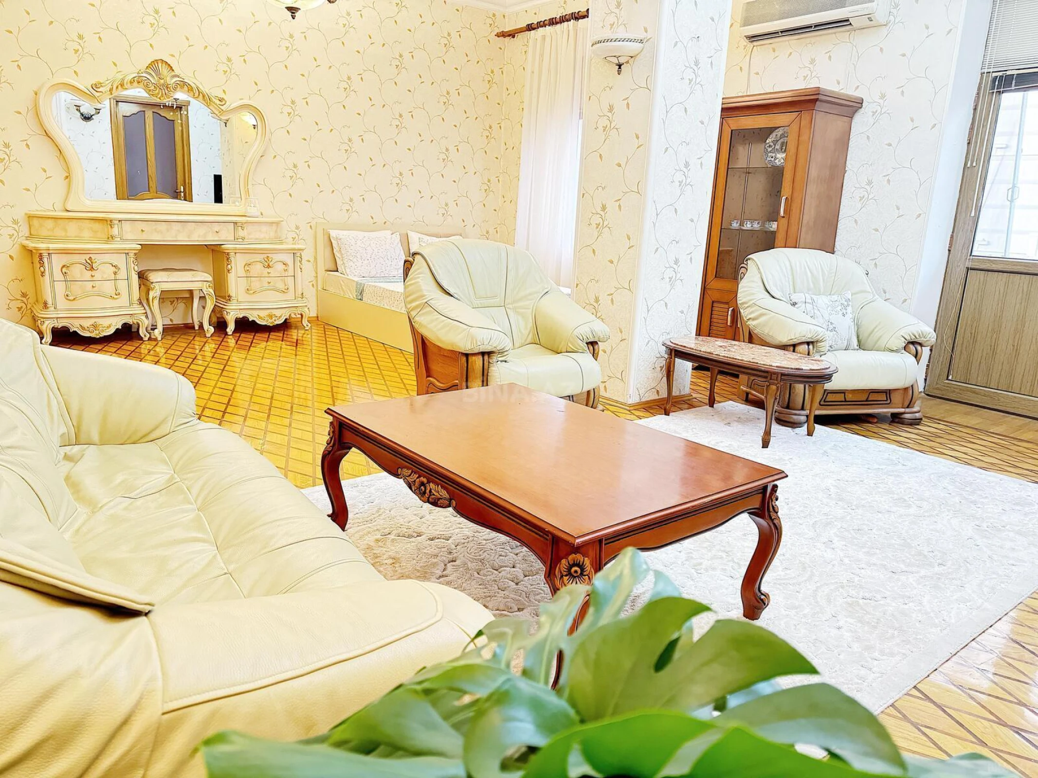 Kirayə verilir 3 otaqlı mənzil 90 m²