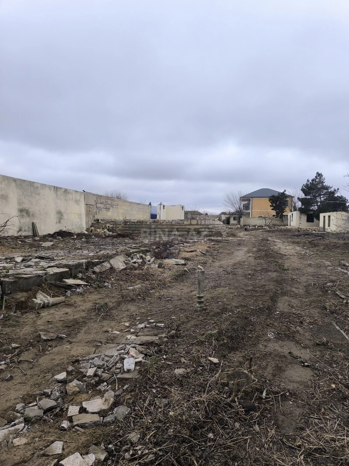 Satılır torpaq sahəsi 3.5 m²