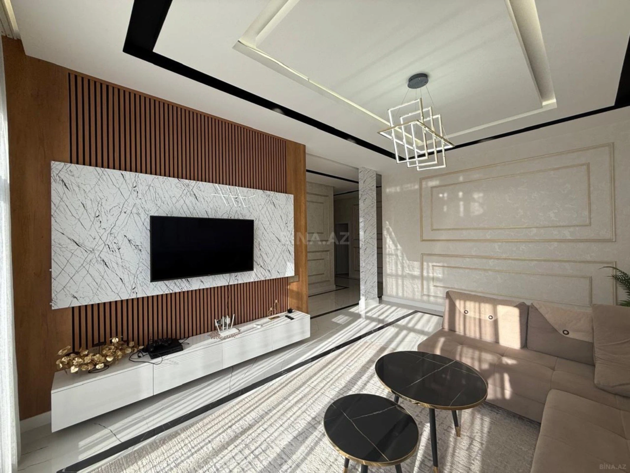 Satılır 5 otaqlı həyət evi 180 m²