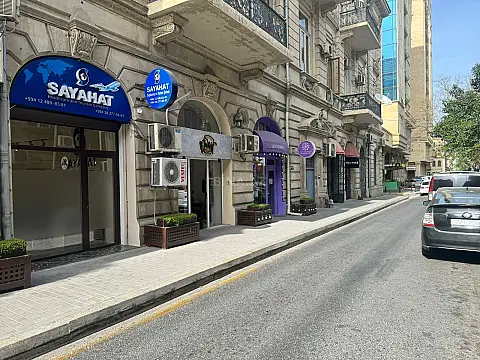 Satılır obyekt 90 m² — Bakı, Sahil qəs. 90.00 m²