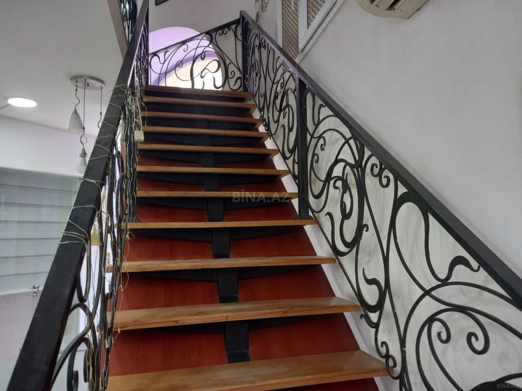 Satılır obyekt 90 m²