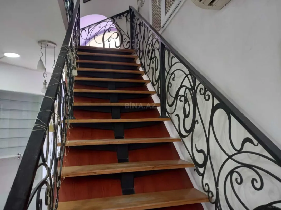 Satılır obyekt 90 m²