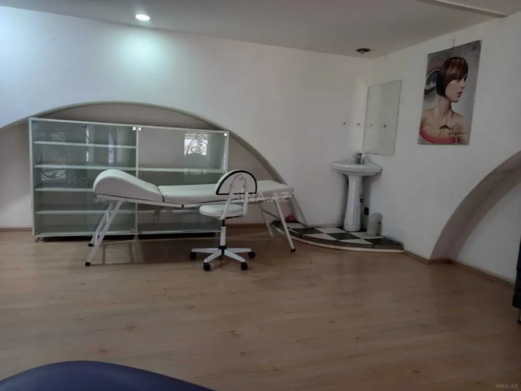 Satılır obyekt 90 m²