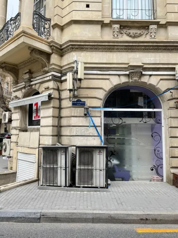 Satılır obyekt 90 m²