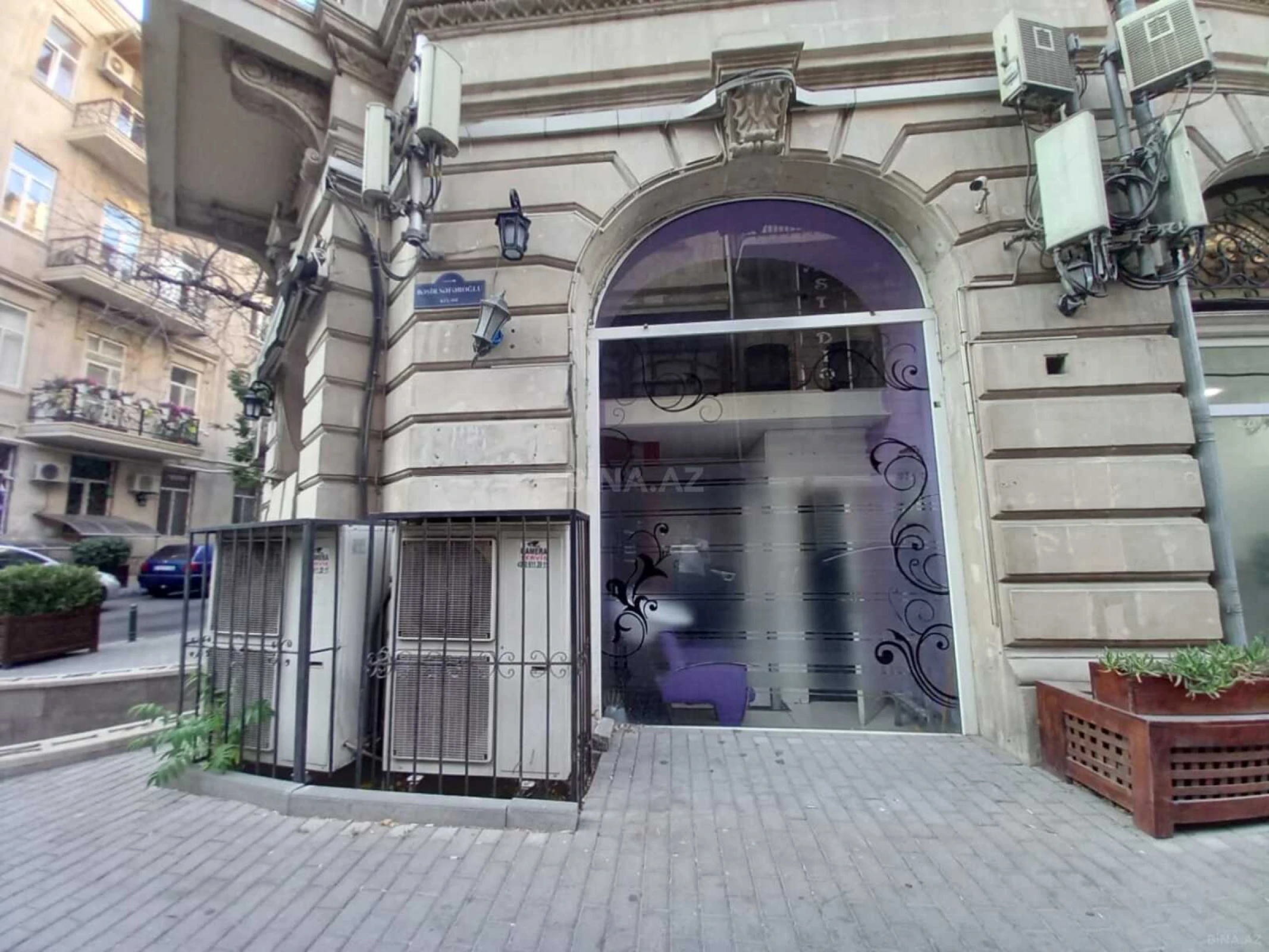 Satılır obyekt 90 m²