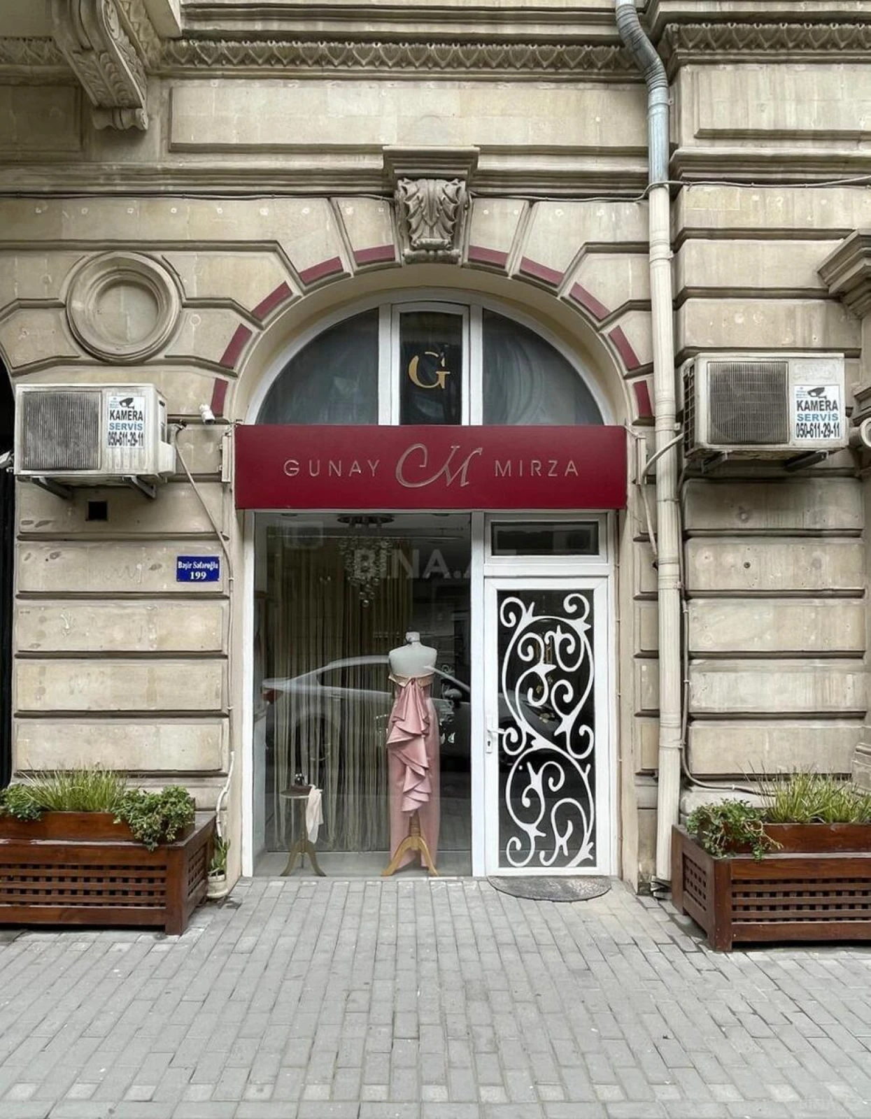 Satılır obyekt 90 m²