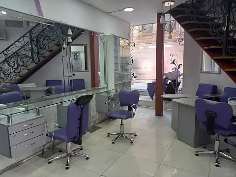 Satılır obyekt 90 m²