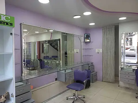 Satılır obyekt 90 m²