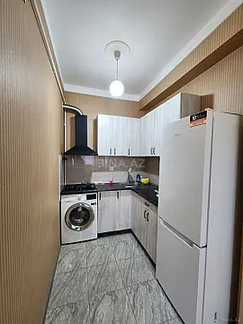Kirayə verilir 2 otaqlı mənzil 50 m²