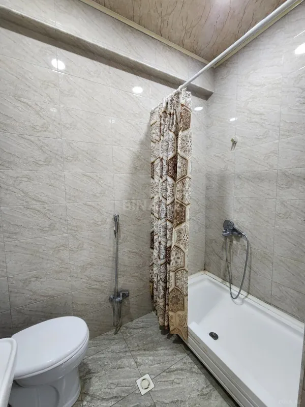 Kirayə verilir 2 otaqlı mənzil 50 m²