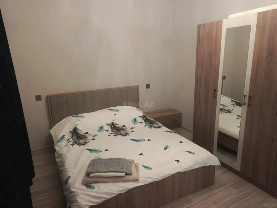 Kirayə verilir 5 otaqlı həyət evi 250 m²