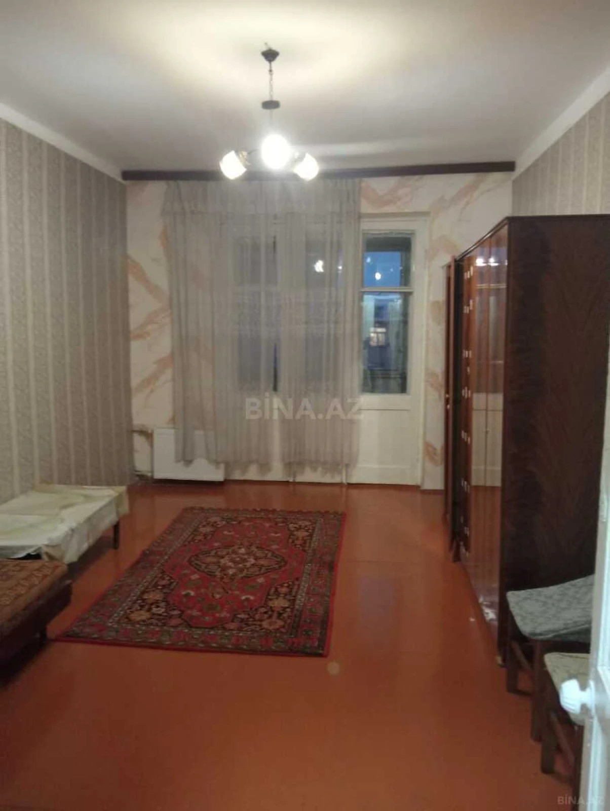 Kirayə verilir 2 otaqlı mənzil 60 m²
