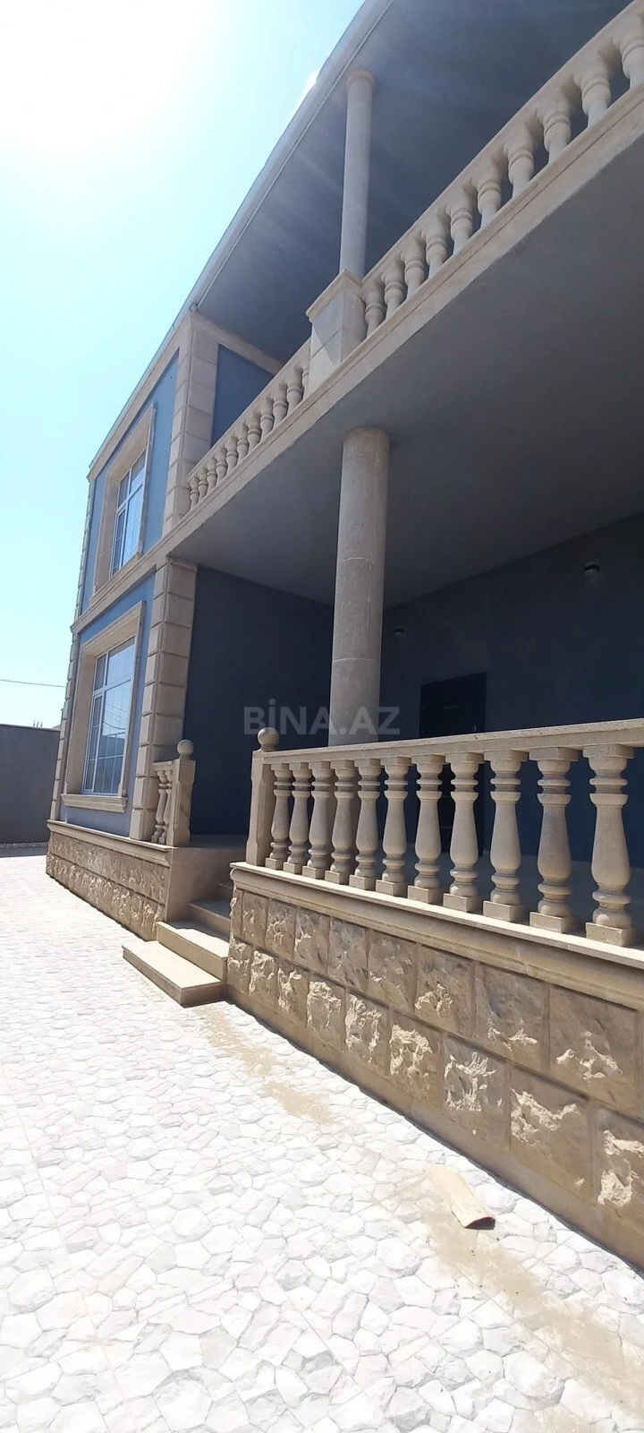 Satılır 5 otaqlı həyət evi 220 m²