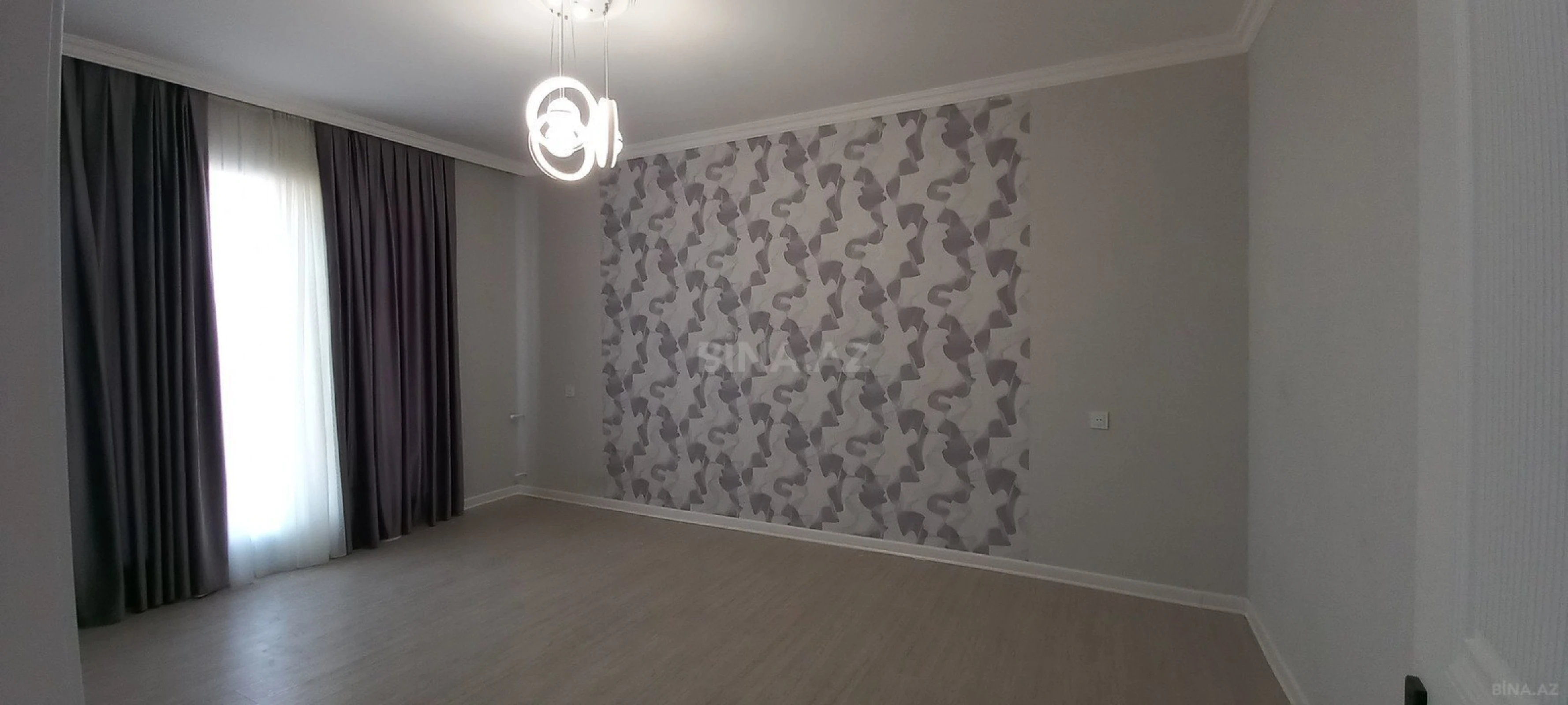 Satılır 5 otaqlı həyət evi 220 m²