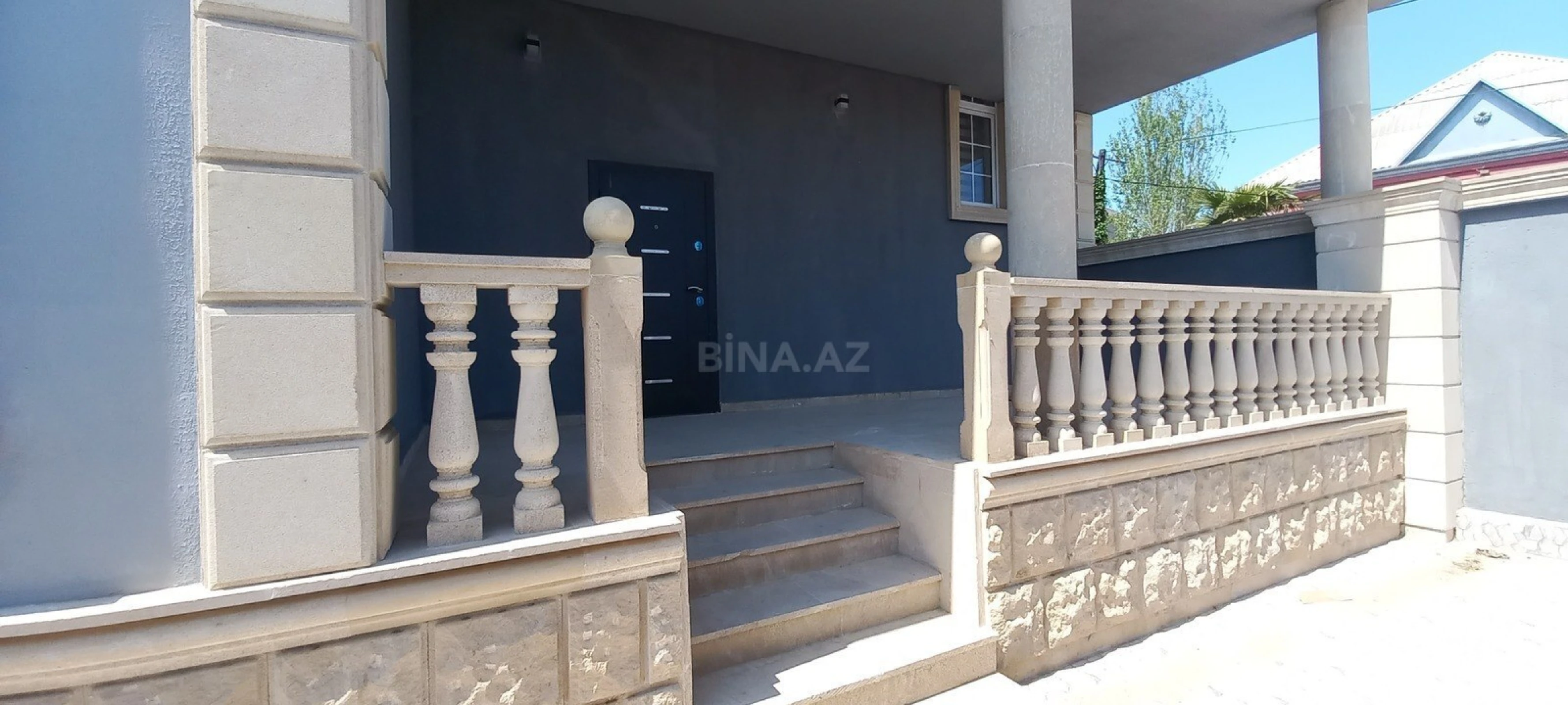 Satılır 5 otaqlı həyət evi 220 m²