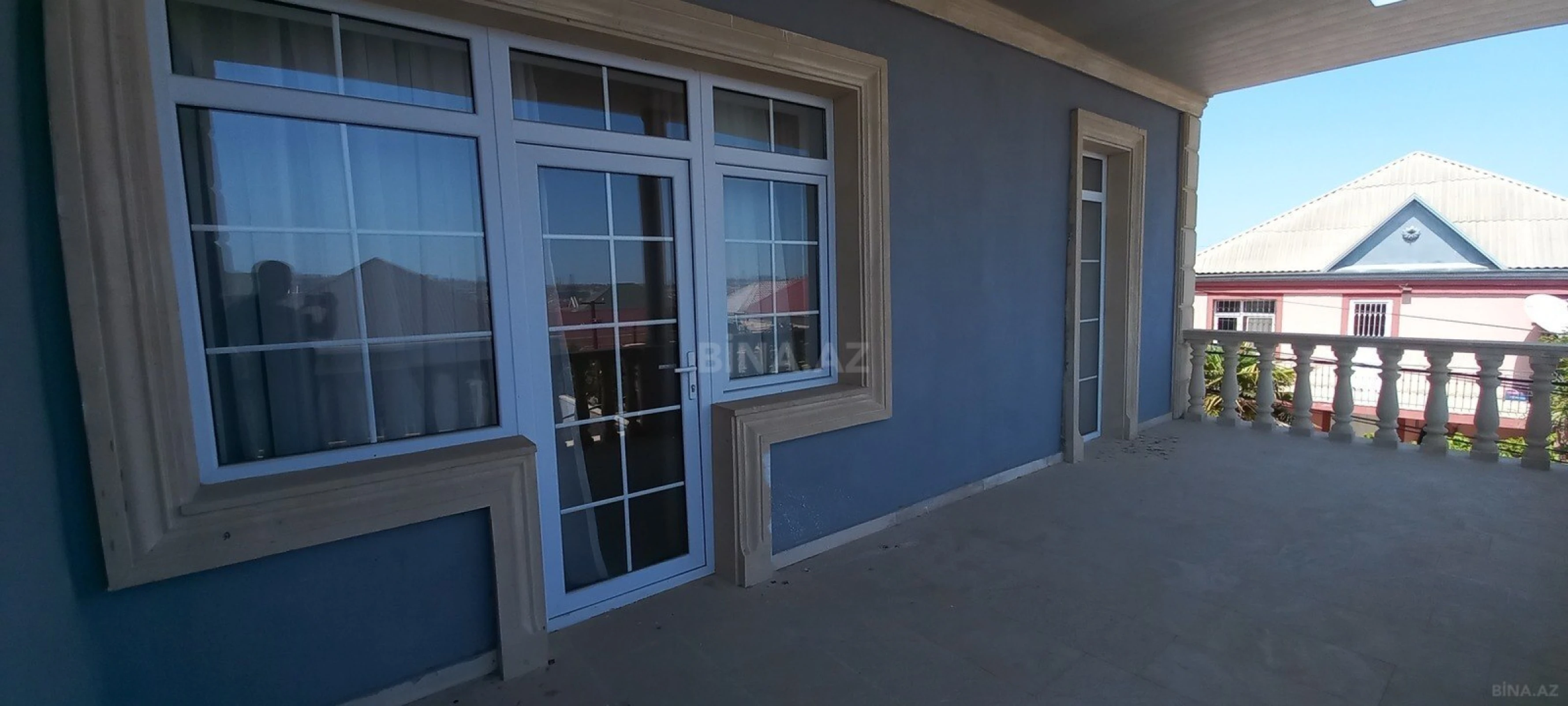 Satılır 5 otaqlı həyət evi 220 m²