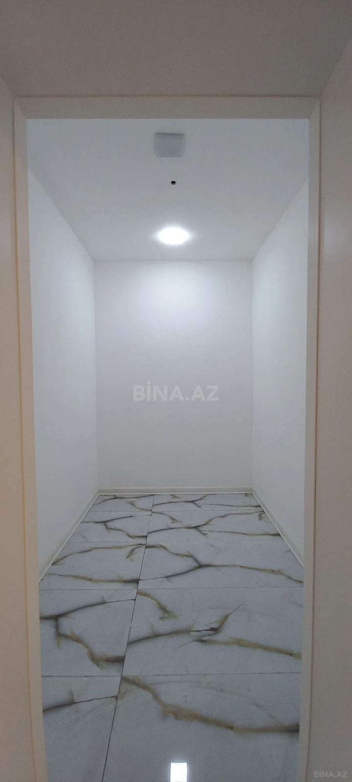 Satılır 5 otaqlı həyət evi 220 m²