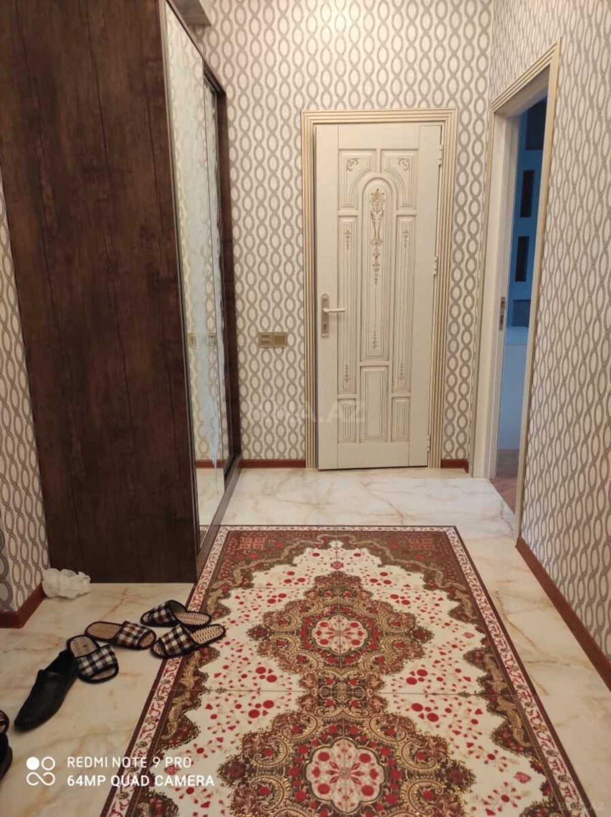 Kirayə verilir 2 otaqlı mənzil 80 m²